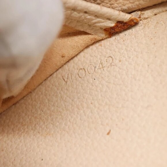 LOUIS VUITTON Monogram Trousse Brush GM Cosmetic Pouch M47505 LV Auth - Picture 4 of 14